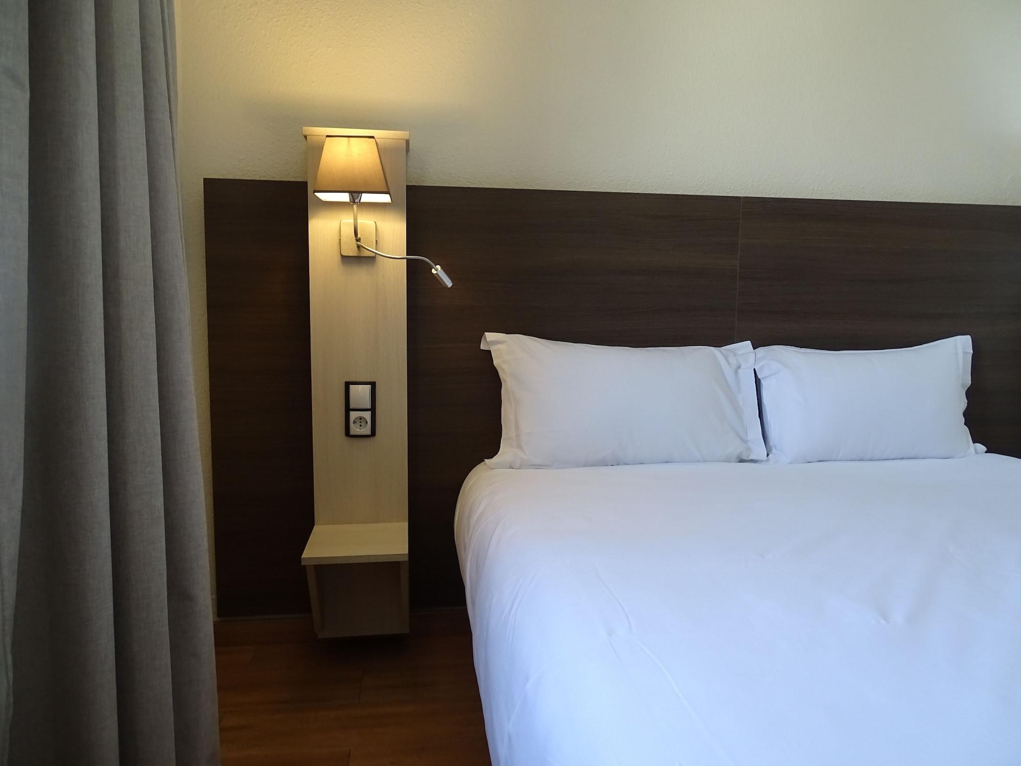 Euro Hotel Airport Orly Rungis Fresnes  Εξωτερικό φωτογραφία